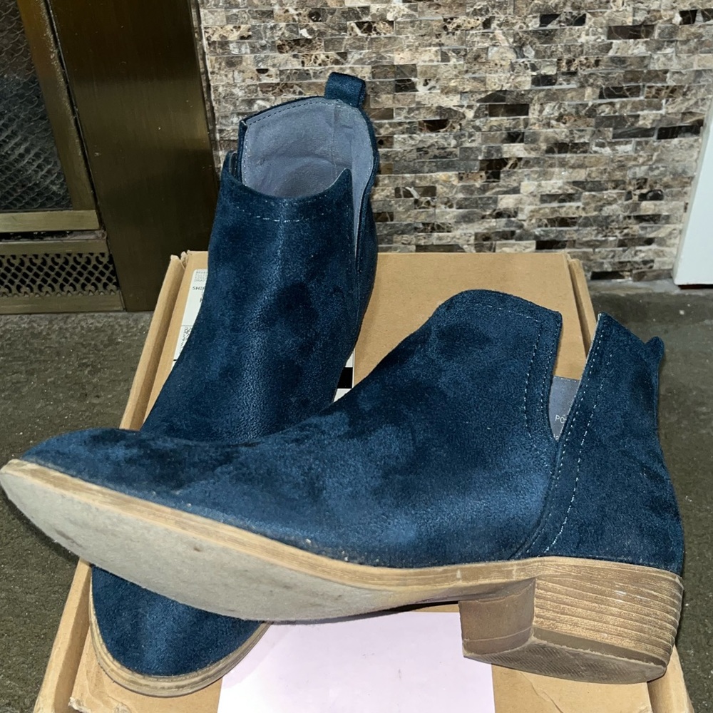 Journee Collection Rimi Blue - Picture 3 of 4